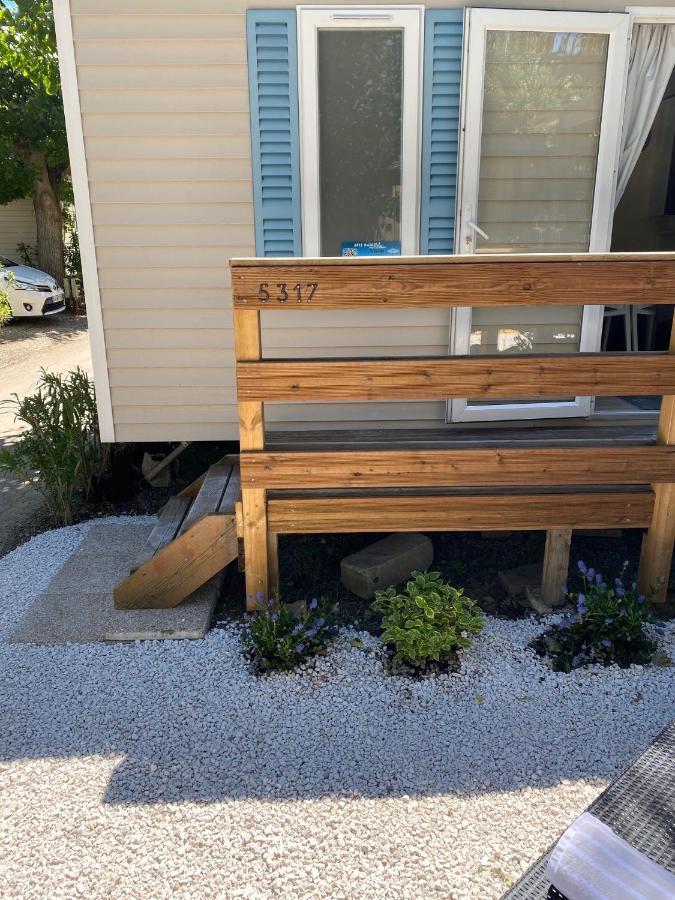 Holiday Prairies Mobile Home Grimaud Exterior photo